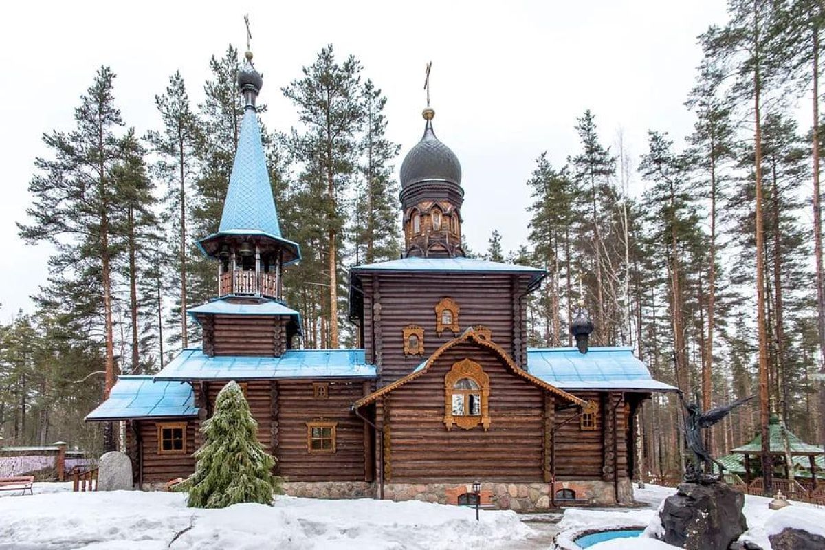 Новый Год в эко-Карелии за 3 дня: Дед Мороз Джухани, мраморный каньон Рускеала, долина водопадов и природный зоопарк!