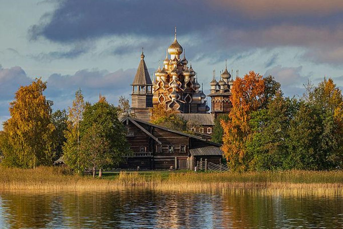 Осень в Карелии + Кижи: тур на 4 дня