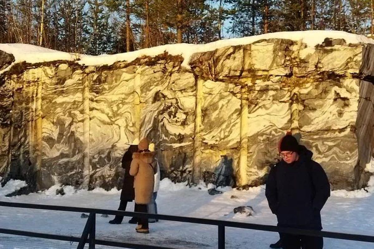Рождественские хиты 2027