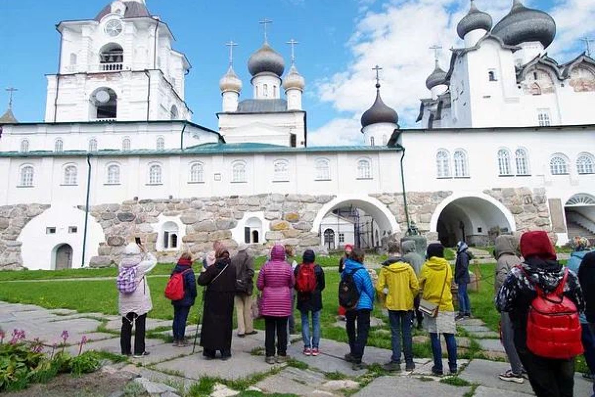Обзорная экскурсия по Соловецкому монастырю