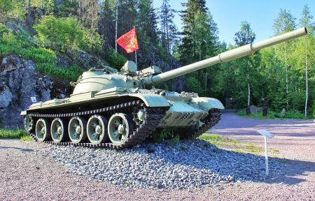 «Лучшее в Карелии: водопады, лес, уха и музей в скале» старт из Санкт-Петербурга