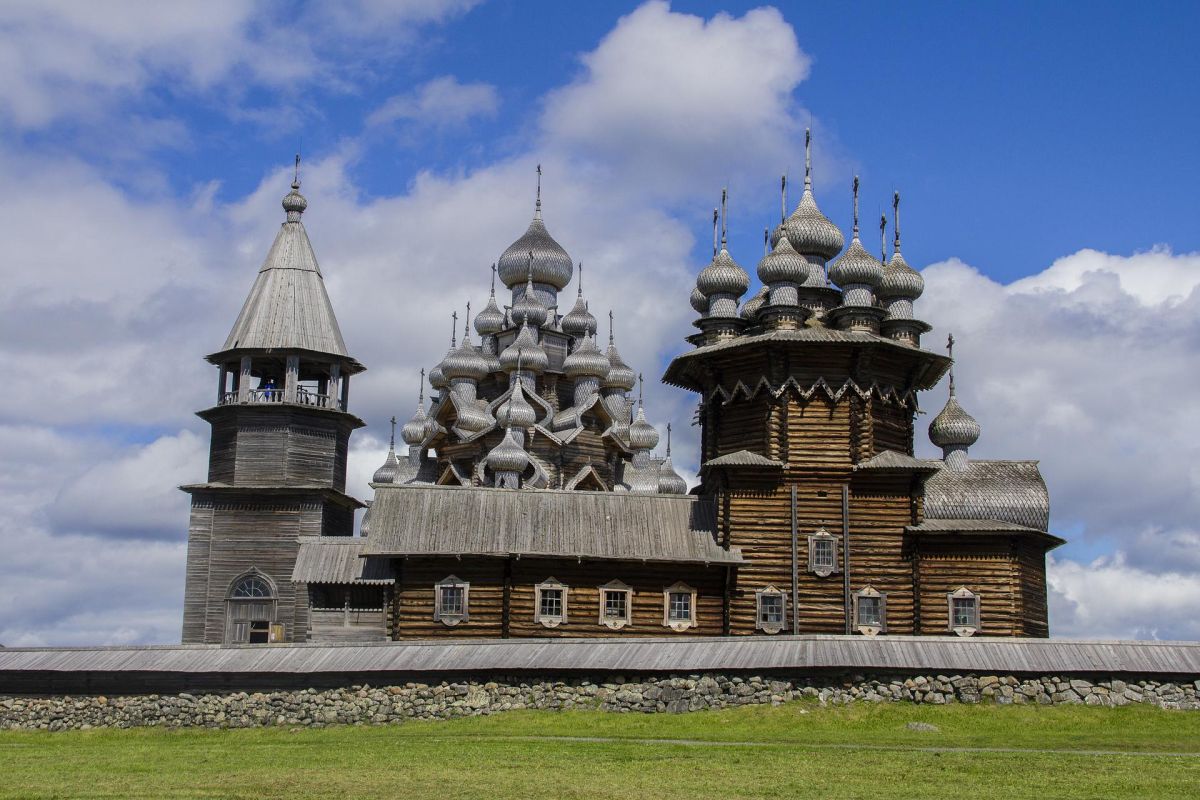 Экскурсия на остров Кижи через Заонежье