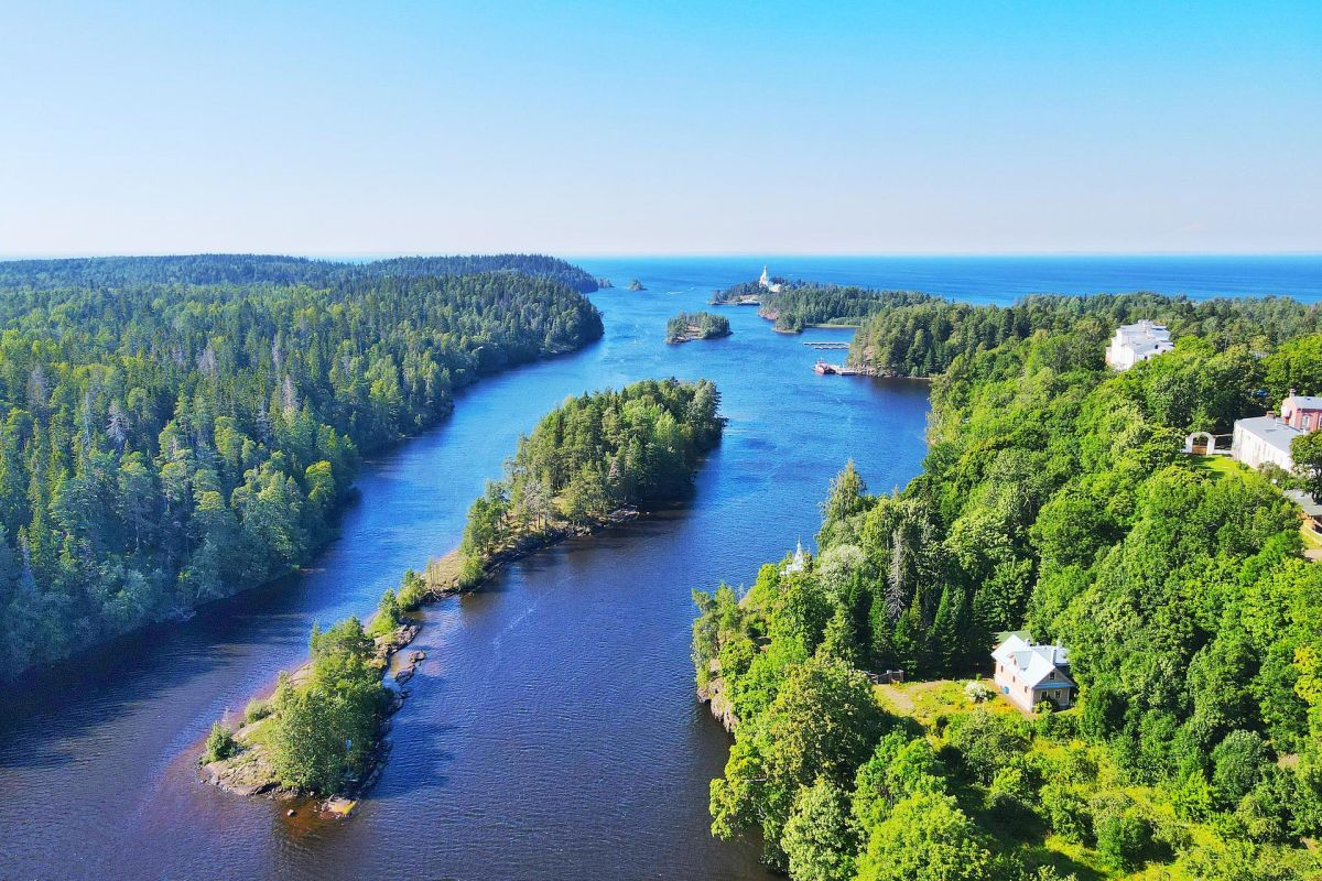 Священный Валаам – «Остров души» и Ладожские шхеры – экскурсия