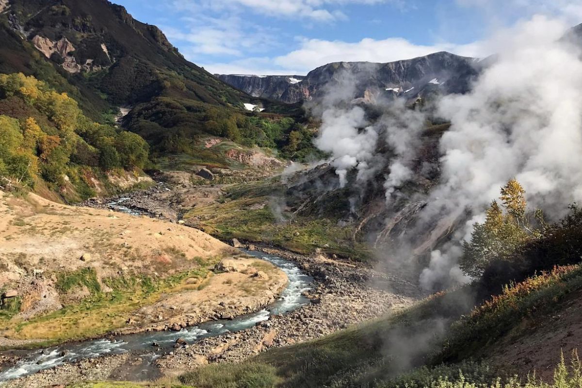 Долина гейзеров и Налычевские горячие источники (вертолет)