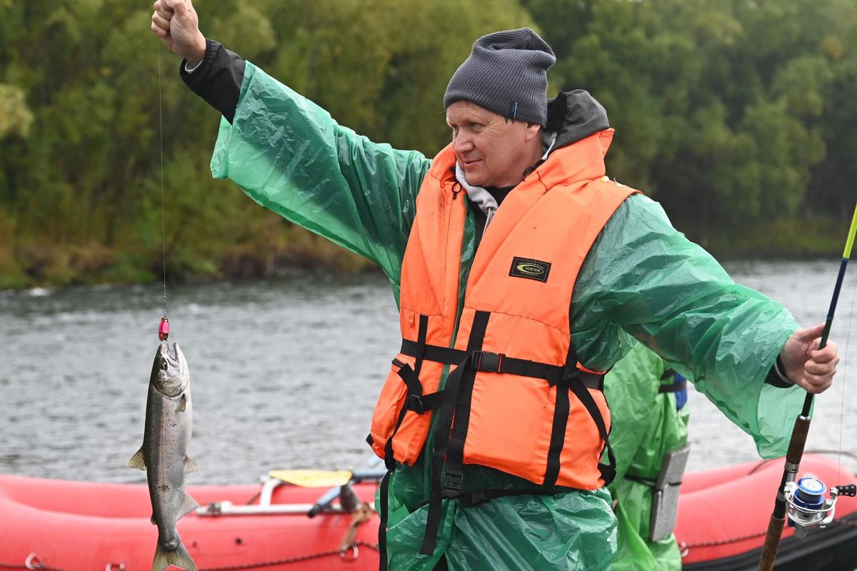 Сплаа по реке Быстрая: прогулка на рафтах, рыбалка, гастро-обед с камчатскими дикоросами + Малкинские горячие источники (1 день)