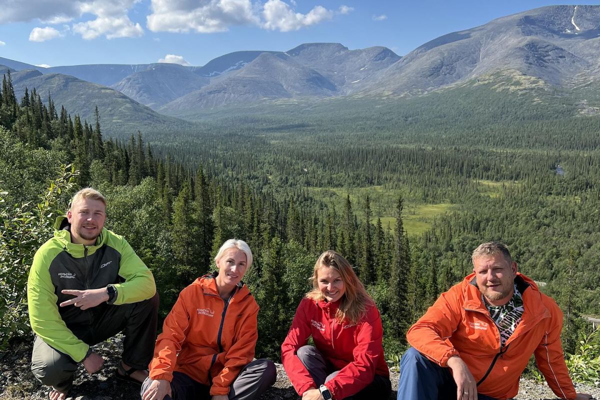 Край стихий: Киты. Океан. Горы. Водопады