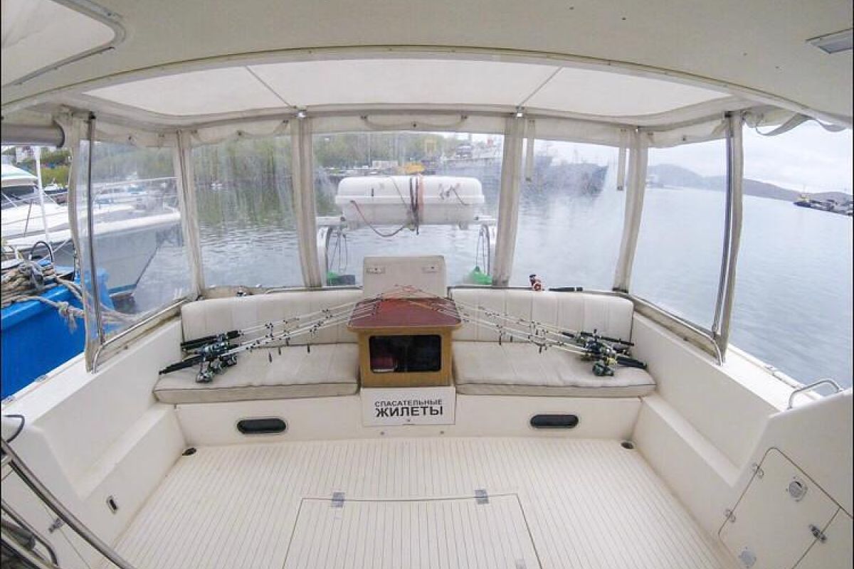 Морская прогулка по бухтам с выходом в океан