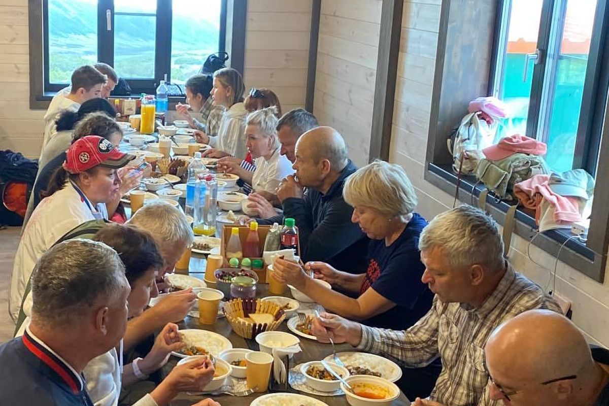 Трекинг к подножию Авачинского вулкана (Камчатка, экскурсия)