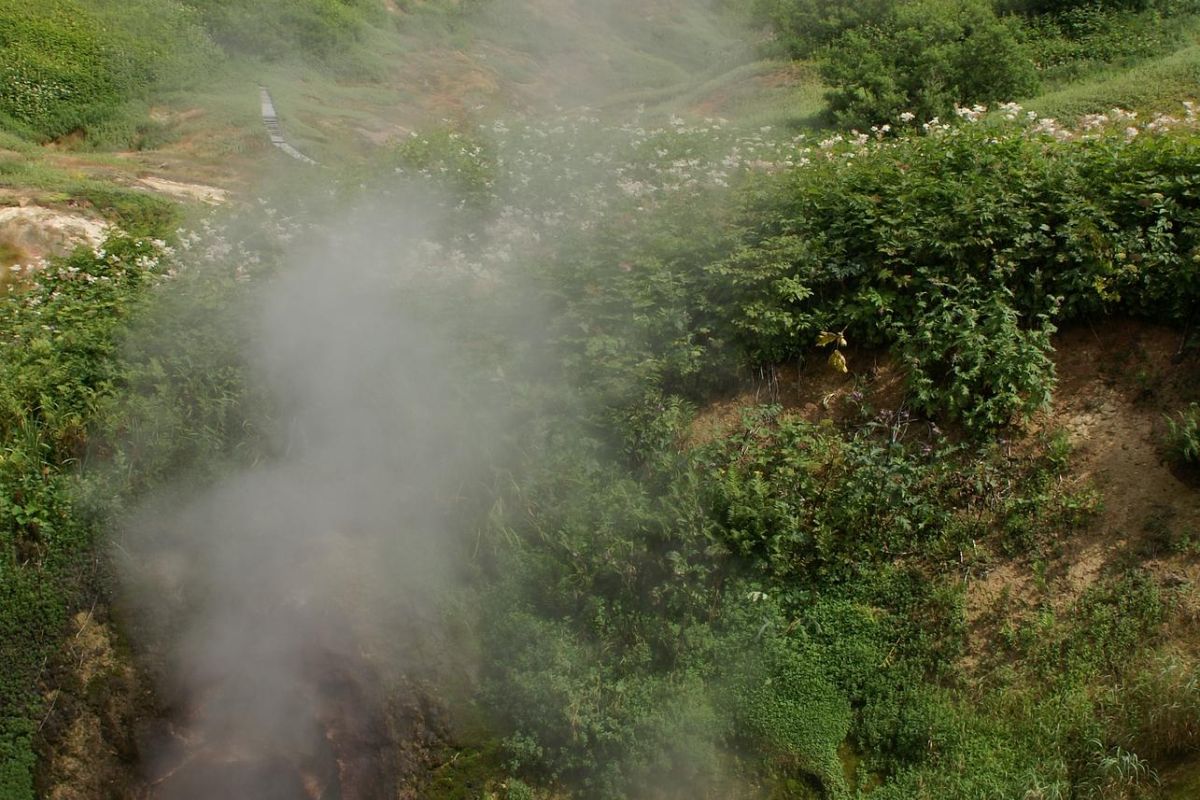 Джип-тур в «Малую Долину Гейзеров» и к водопаду Спокойный +Гастрономическая экскурсия