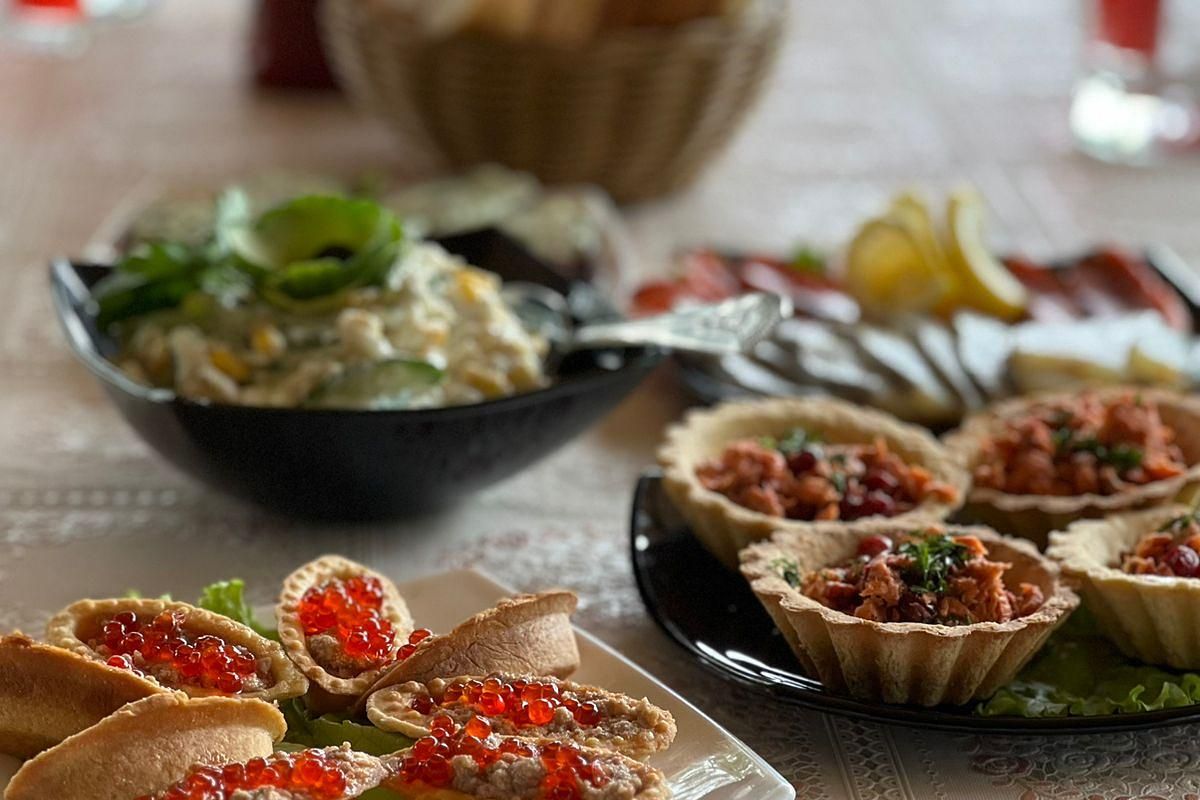 Сплаа по реке Быстрая: прогулка на рафтах, рыбалка, гастро-обед с камчатскими дикоросами + Малкинские горячие источники (1 день)