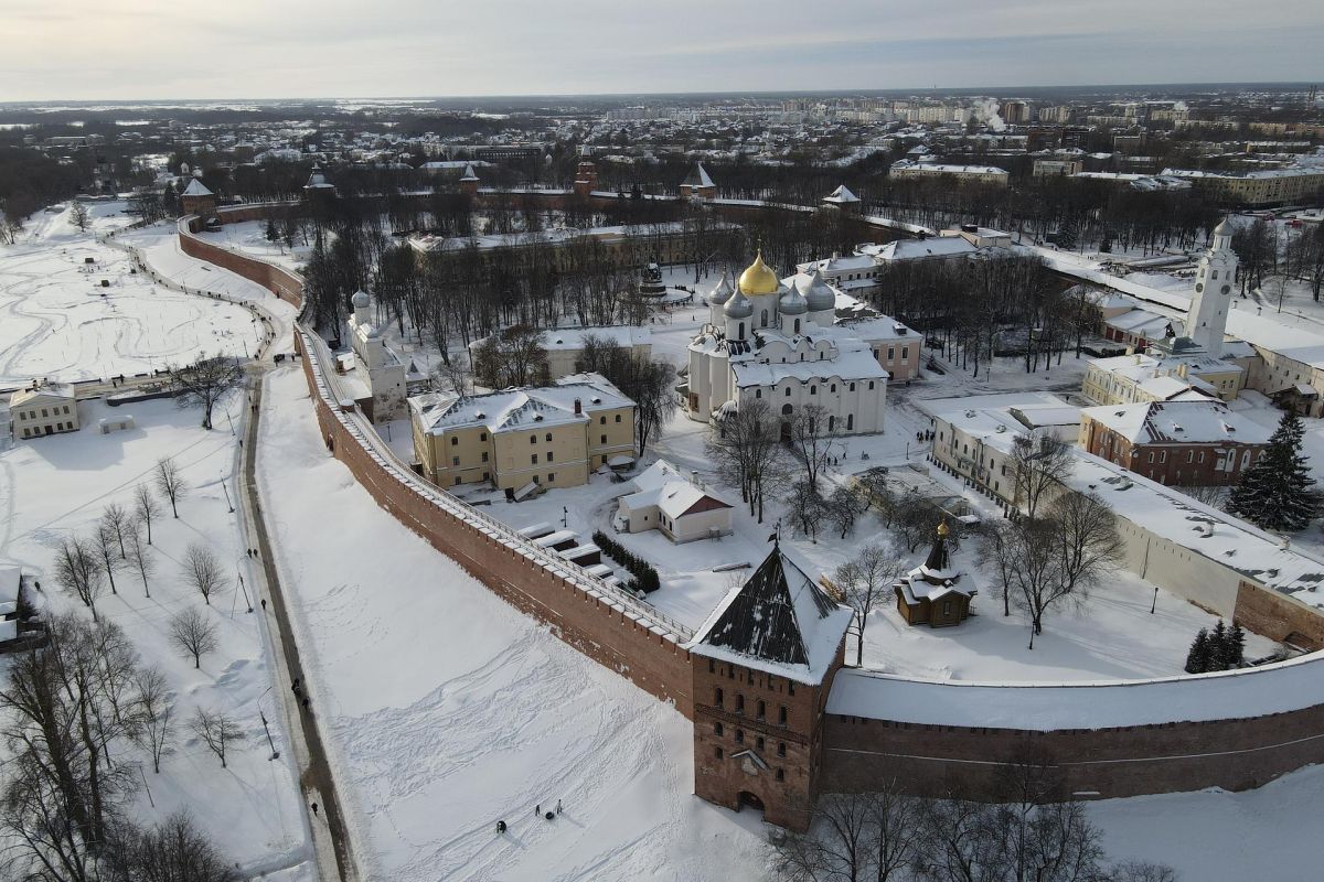 Новый Год по-новгородски: блистательная программа в Амакс Отеле