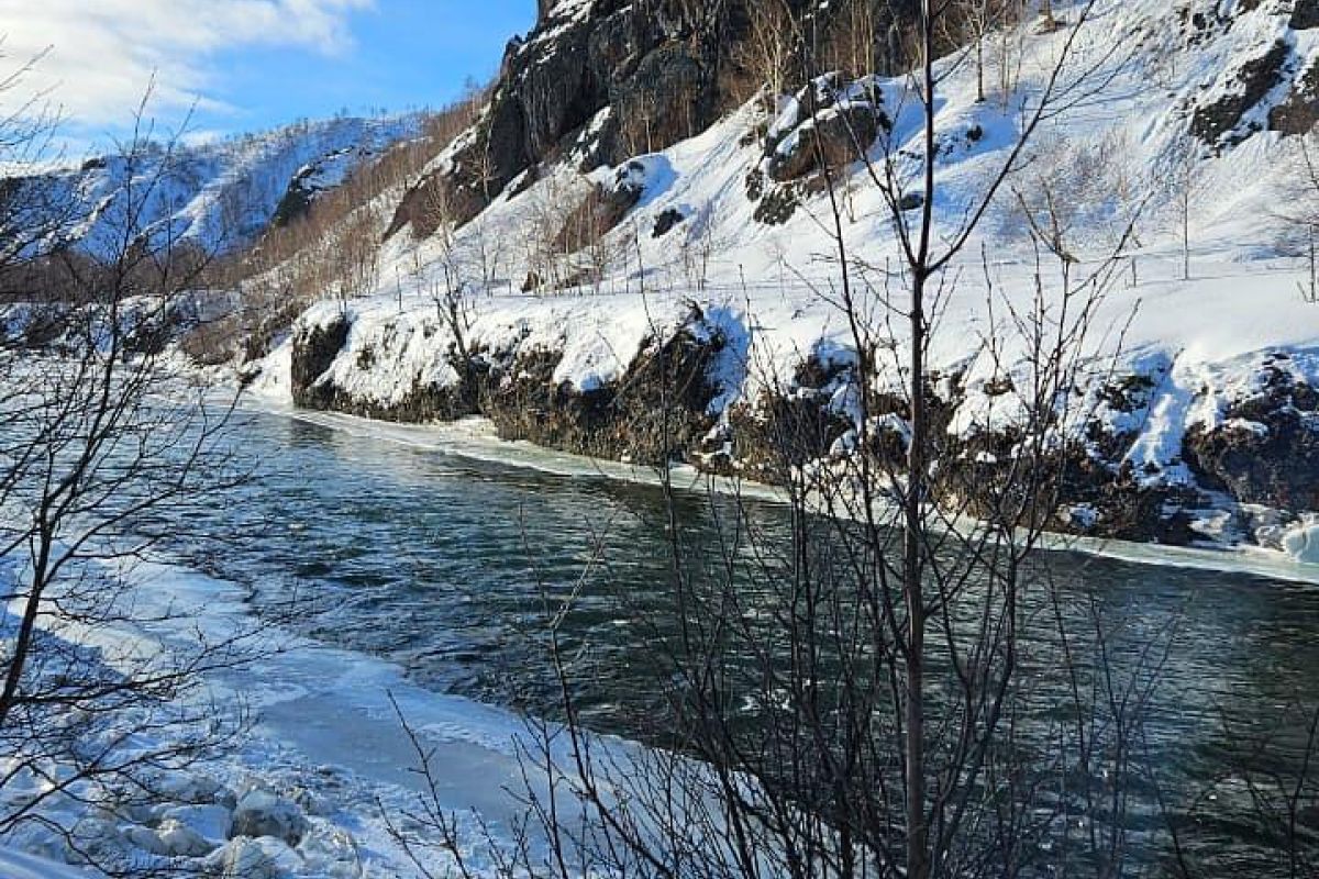 Путешествие на снегоходах к памятнику природы «Аквариум»