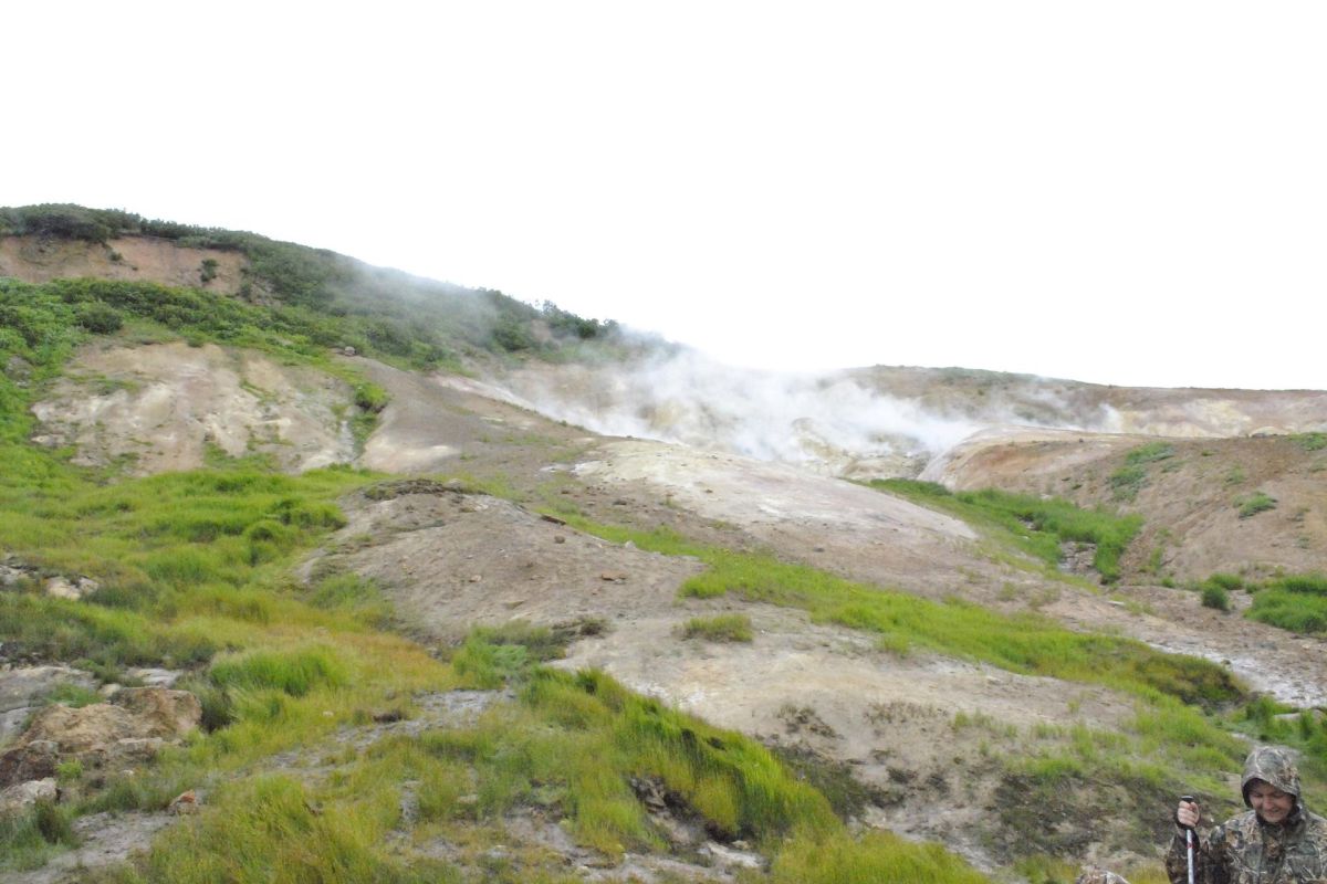 Дачные термальные источники (Мини долина гейзеров), джип-тур индивидуально