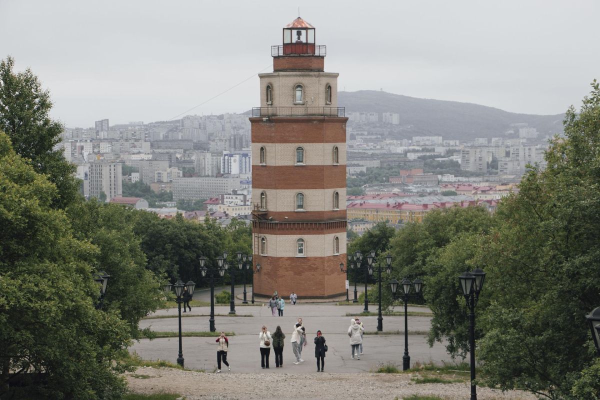 Мурманск – город-герой