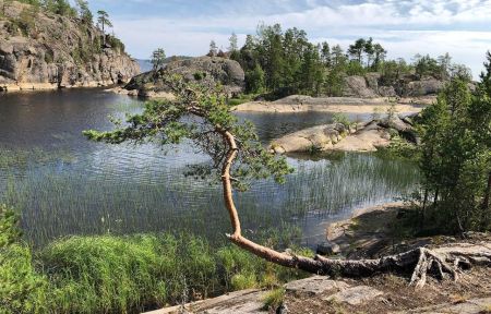 Прогулка на катере по Ладожским шхерам (Карелия)