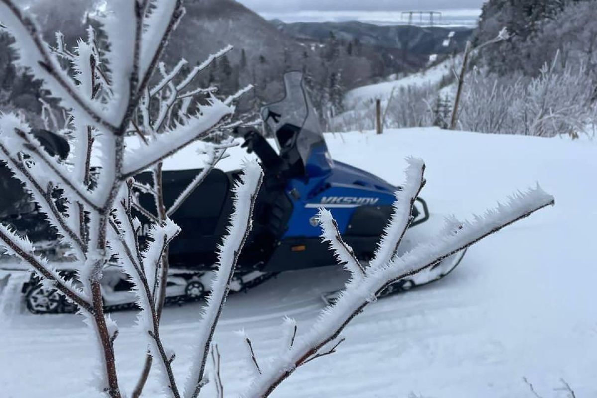 Прогулка на снегоходах «Мицульский хребет» (Сахалин)