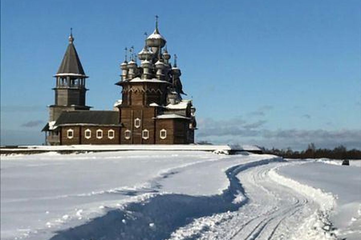 Кижские узоры. Снегоходный тур на Кижи.