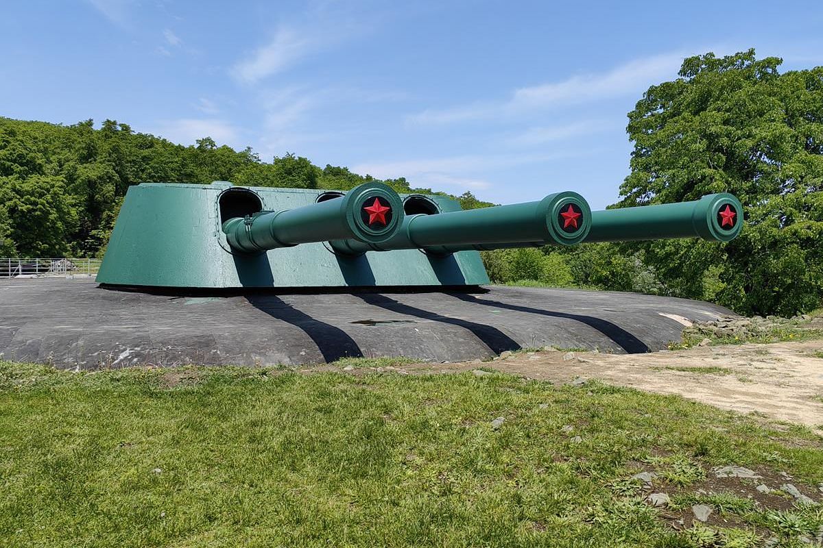 Остров Русский + «Ворошиловская батарея»