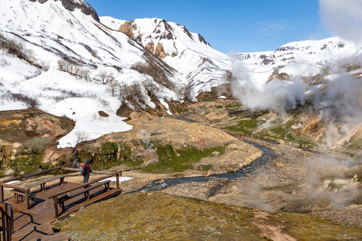 Вертолетная экскурсия в Долину гейзеров (Кроноцкий заповедник)