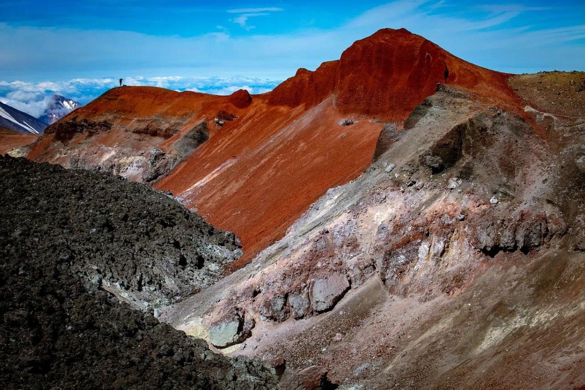Восхождение на Авачинский вулкан (экскурсия)