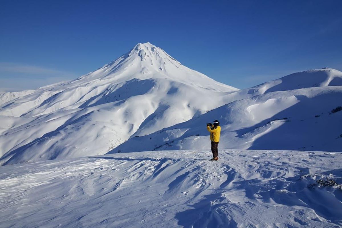 Вся мощь вулканов. Снегоходный тур повышенной комфортности