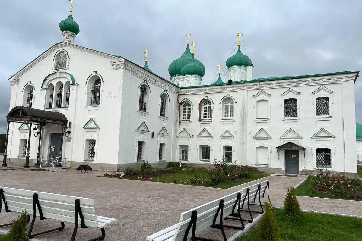 Александро-Свирский монастырь и старинный Олонец (экскурсия из Петрозаводска))