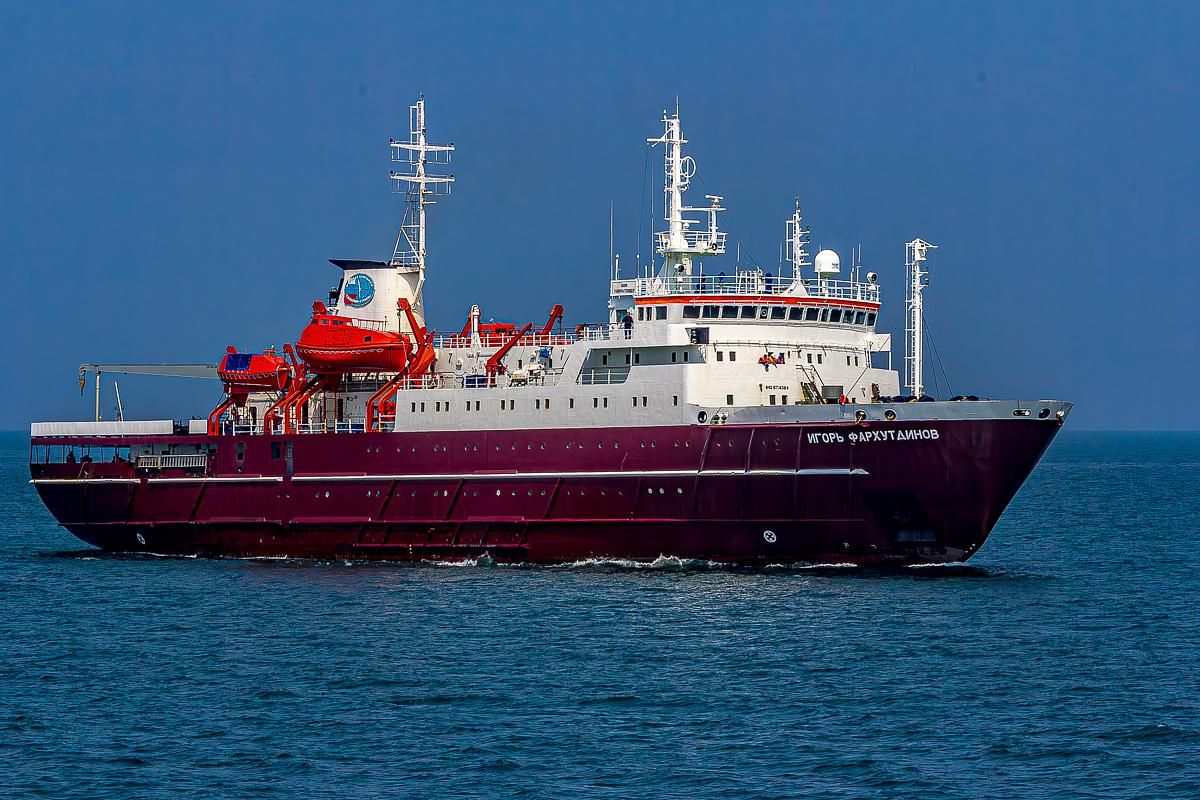 Весь Шикотан