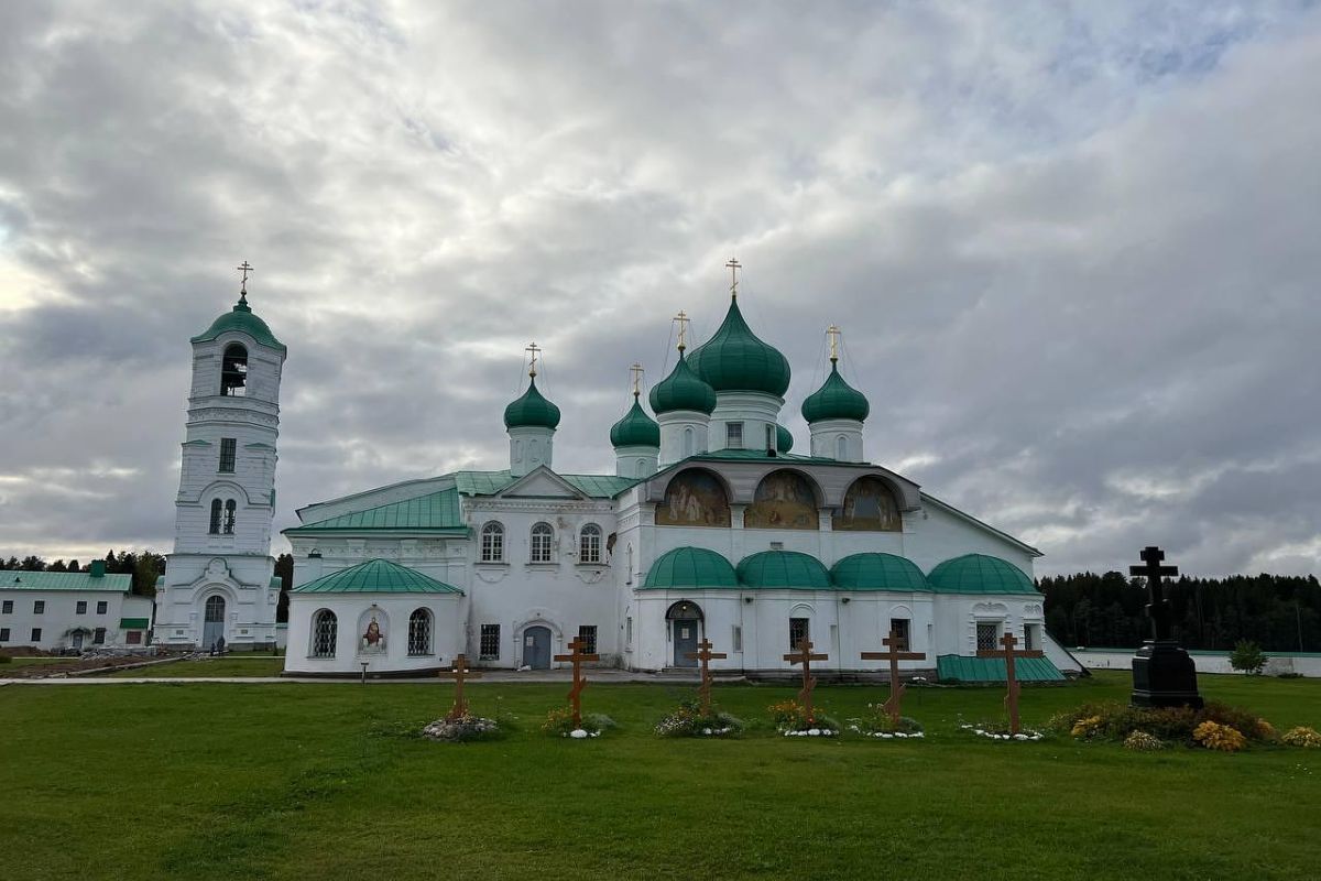 Александро-Свирский монастырь и старинный Олонец (экскурсия из Петрозаводска))