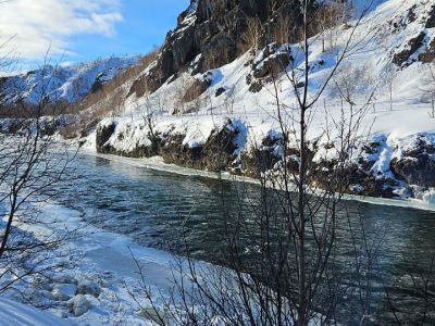 Путешествие на снегоходах к памятнику природы «Аквариум»