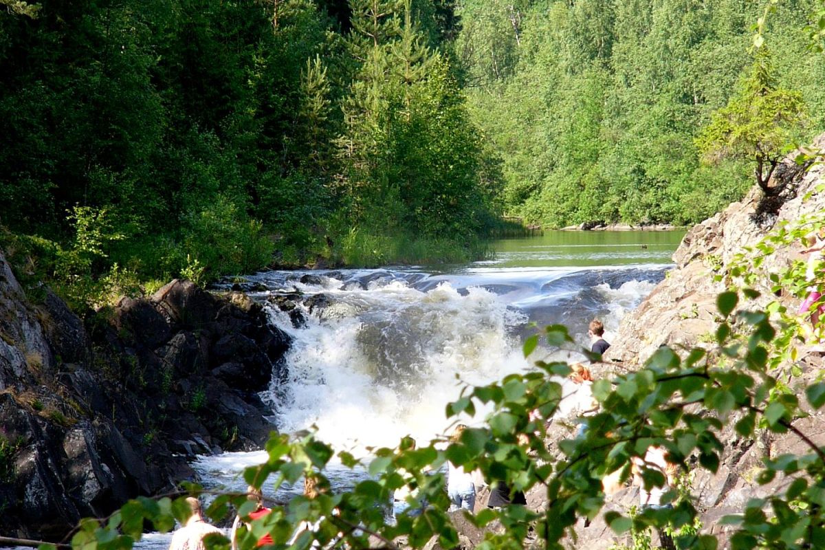 Джип-тур «Мистическая гора Воттоваара – озеро Пизанец»