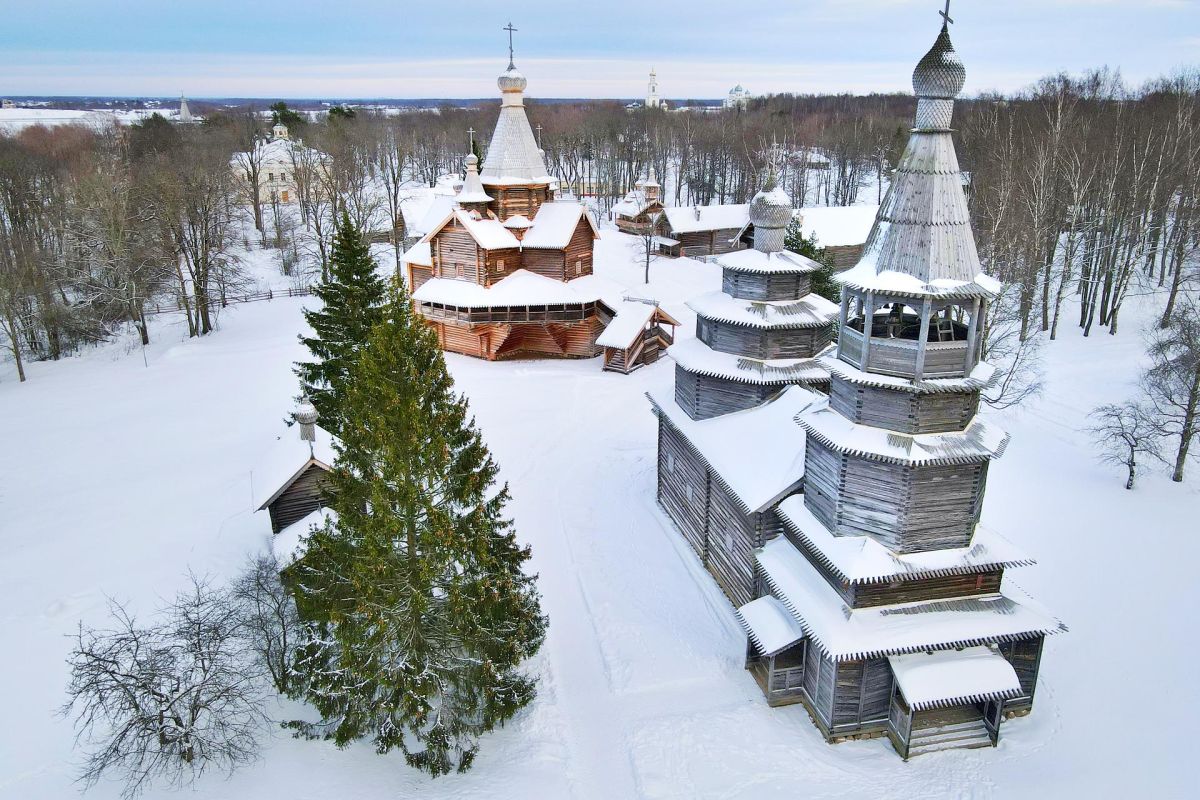 Новый Год по-новгородски: блистательная программа в Амакс Отеле