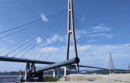 Остров Русский + «Ворошиловская батарея»