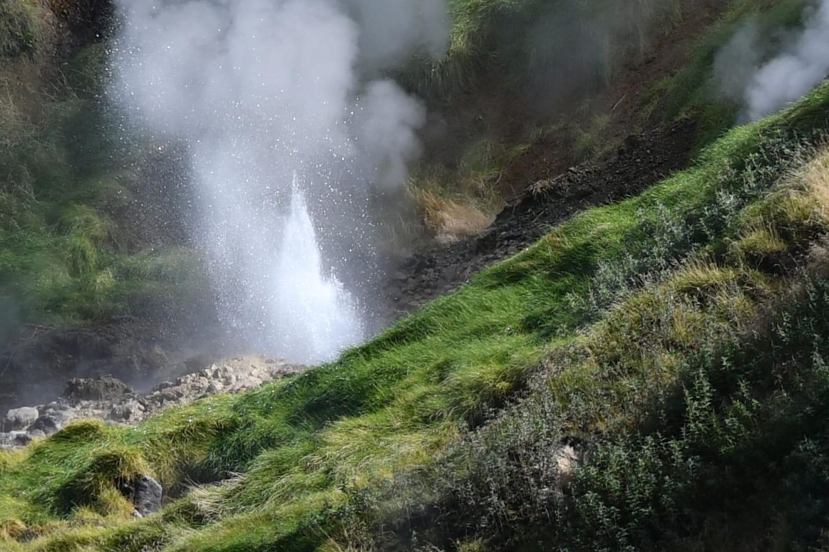 Долина гейзеров – Узон – Налычево (на вертолете)