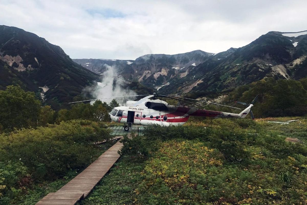 Долина гейзеров и Налычевские горячие источники (вертолет)