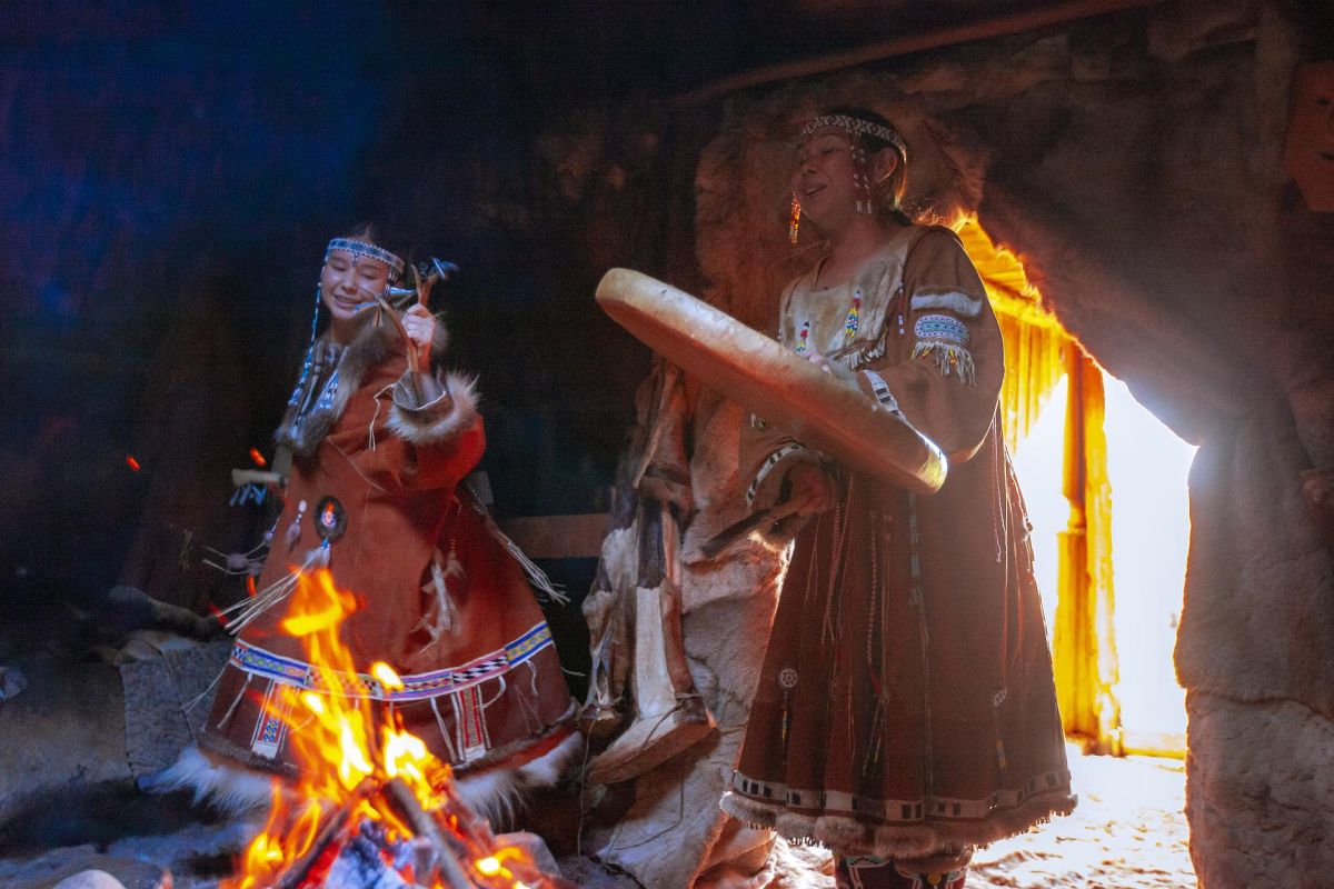 Этно-экскурсия и купание в Зеленовских озерках (Камчатка, экскурсия)