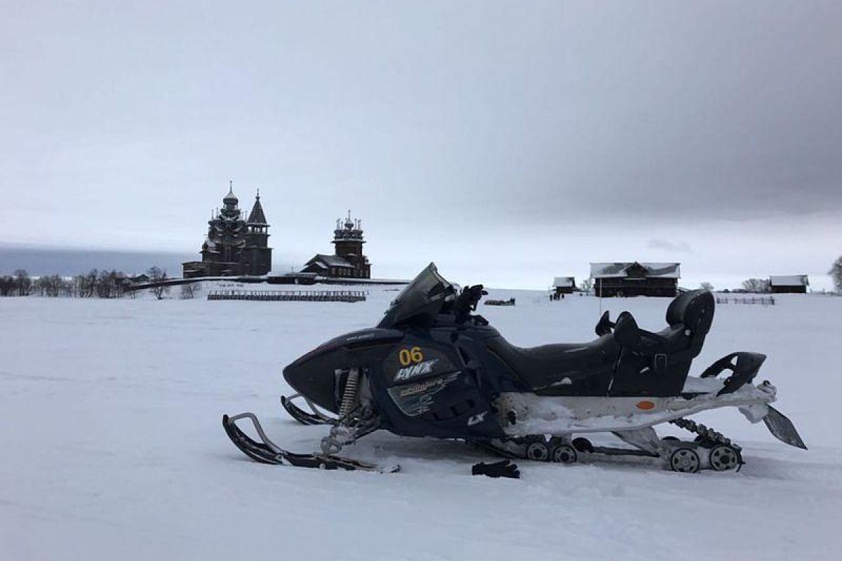 Кижские узоры. Снегоходный тур на Кижи.