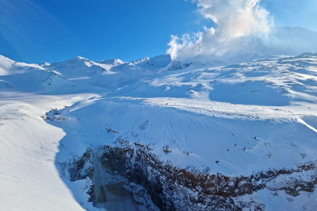 Джип-тур на вездеходах «Вилючинский перевал, Дачные источники («Мини Долина гейзеров»), каньон Опасный»