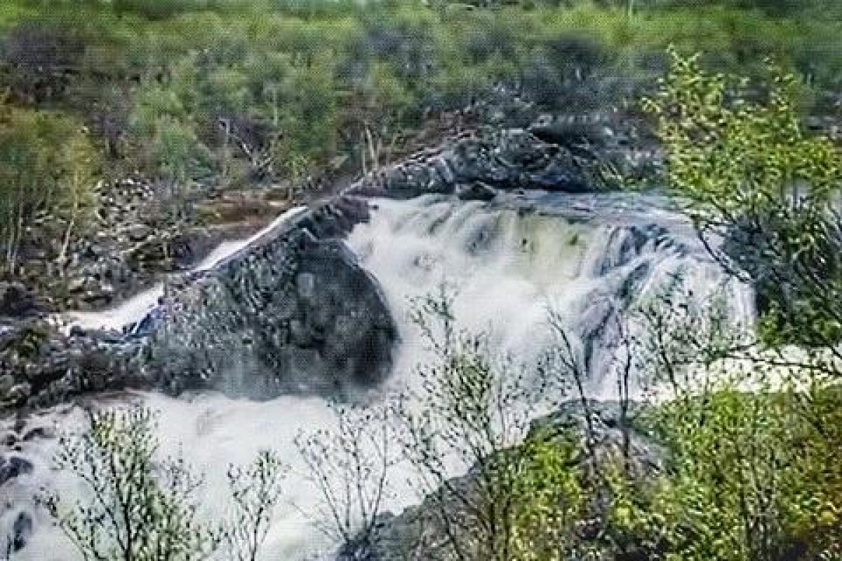 Кольский: водопады Западного берега