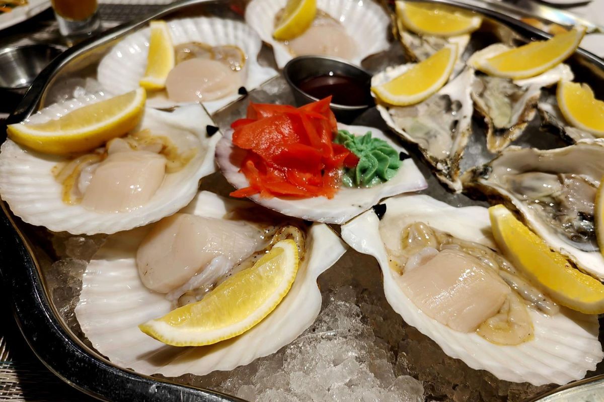 Тигры. Устрицы. Мосты. Владивосток