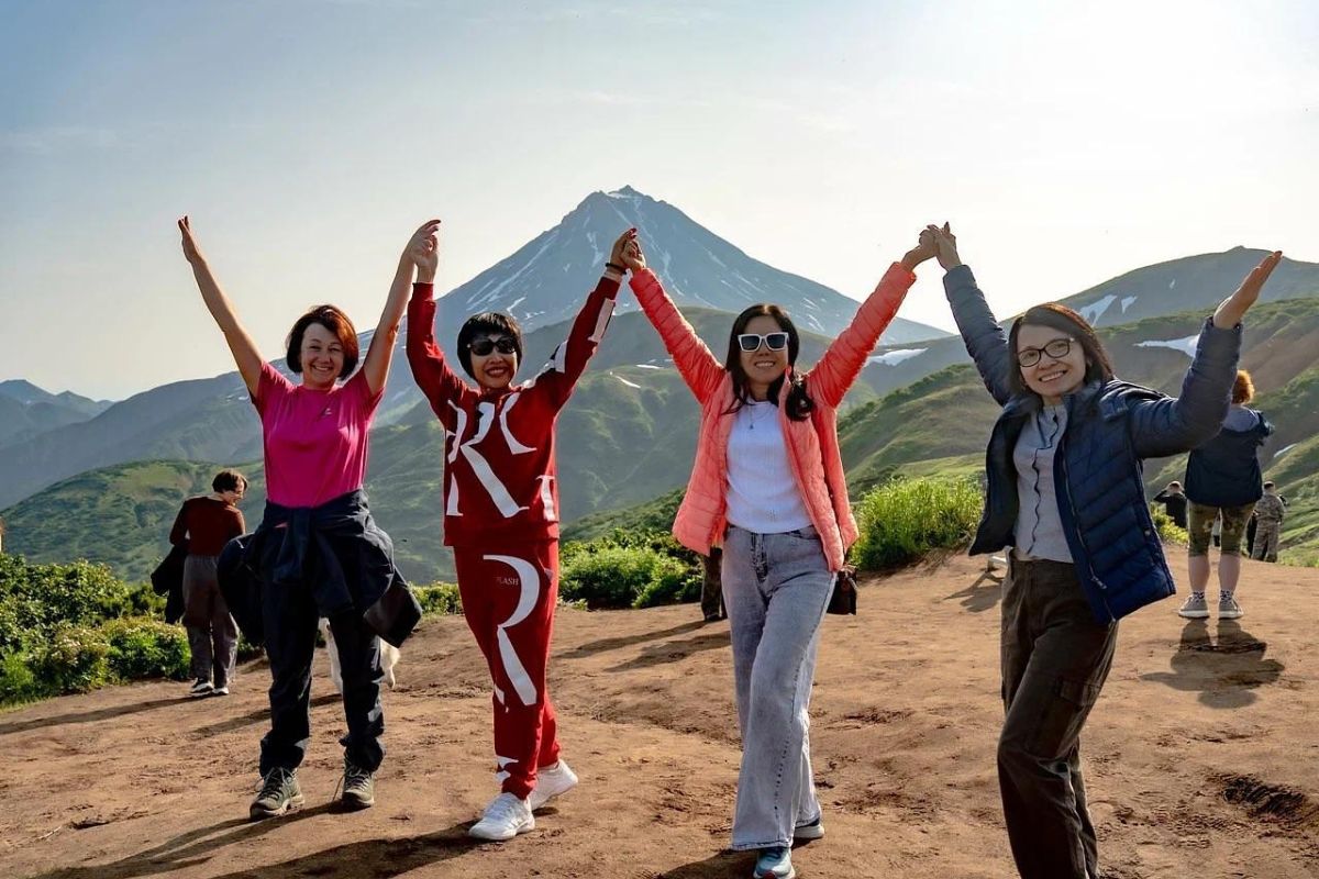 Джип-тур к подножию Авачинского вулкана и к Халактырскому пляжу