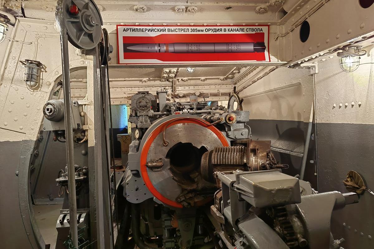 Остров Русский + «Ворошиловская батарея»