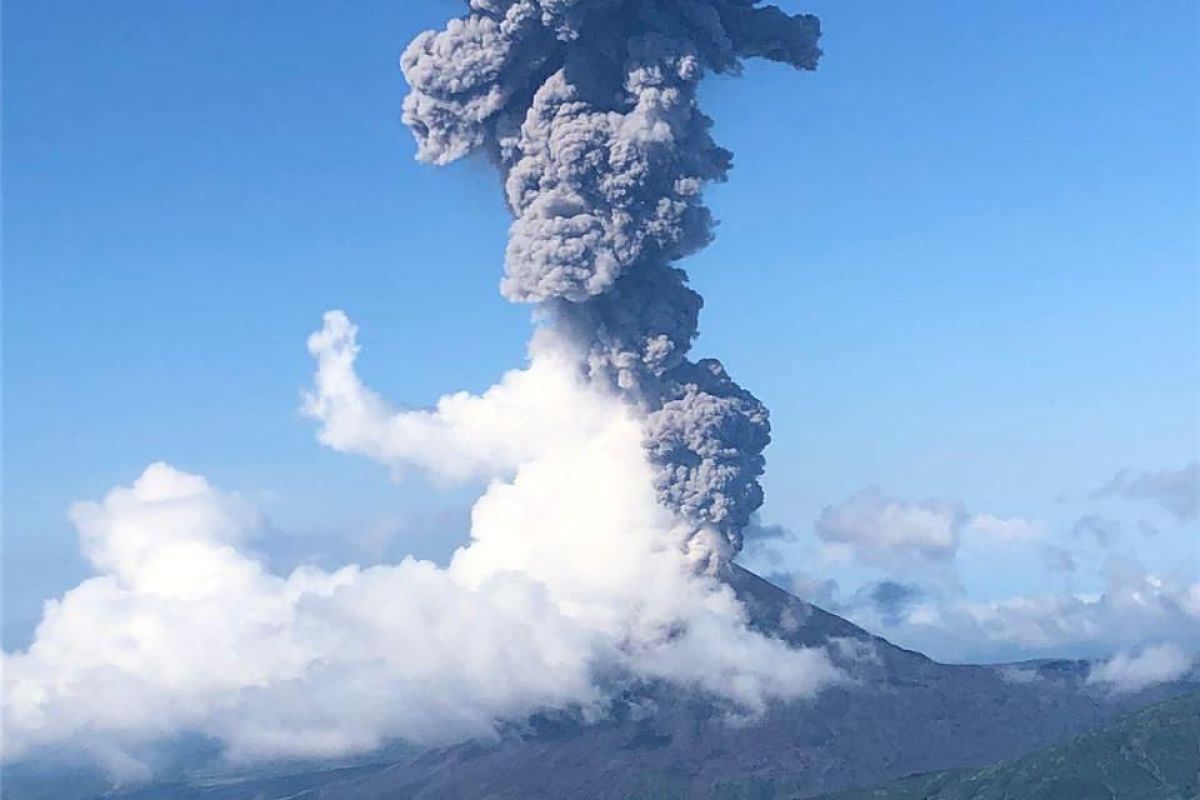 Вертолетная экскурсия в Долину гейзеров (Кроноцкий заповедник)